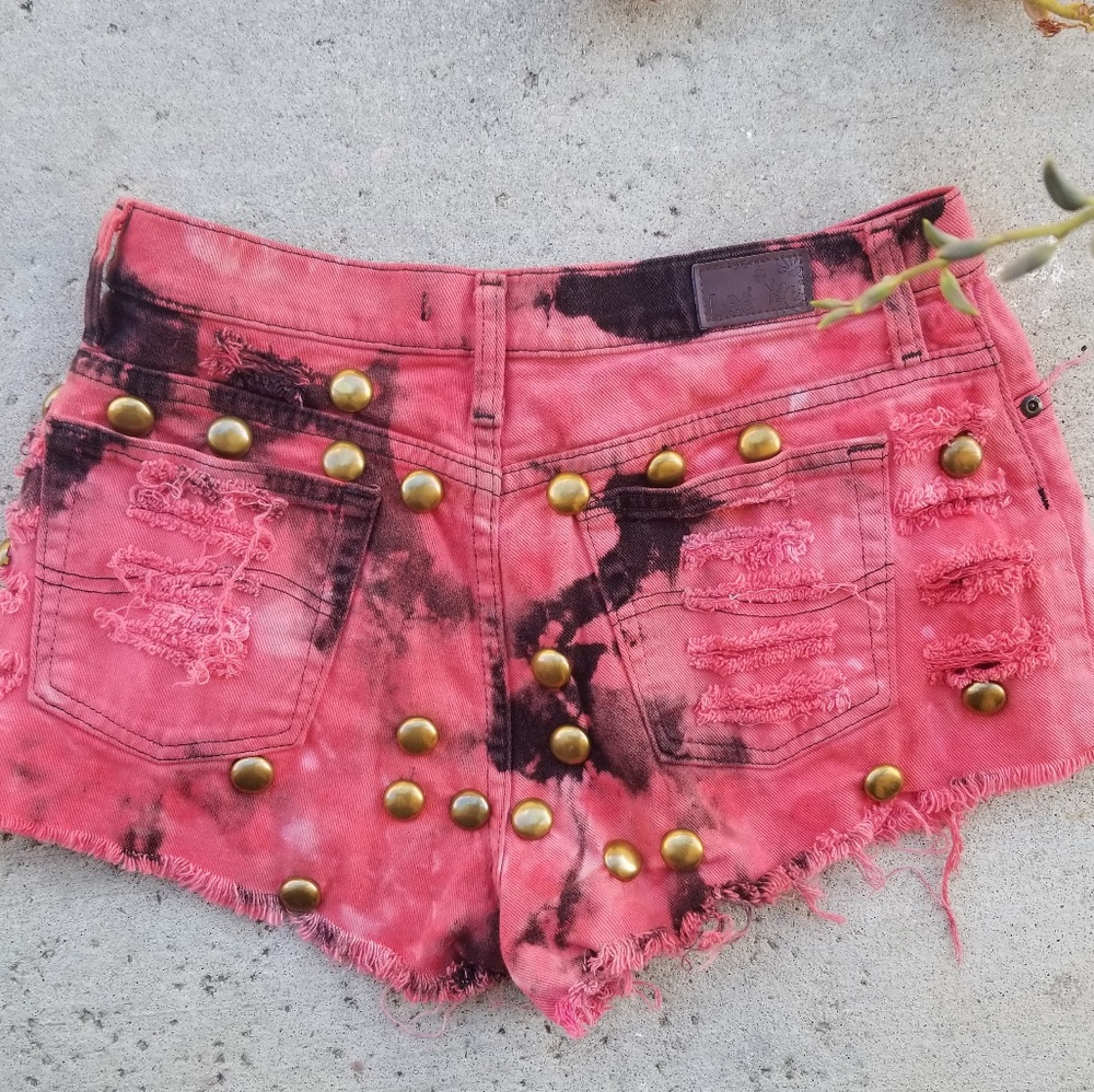 Lee Red Cut off Distressed Tie Dye Denim Shorts - Picture 5 of 7